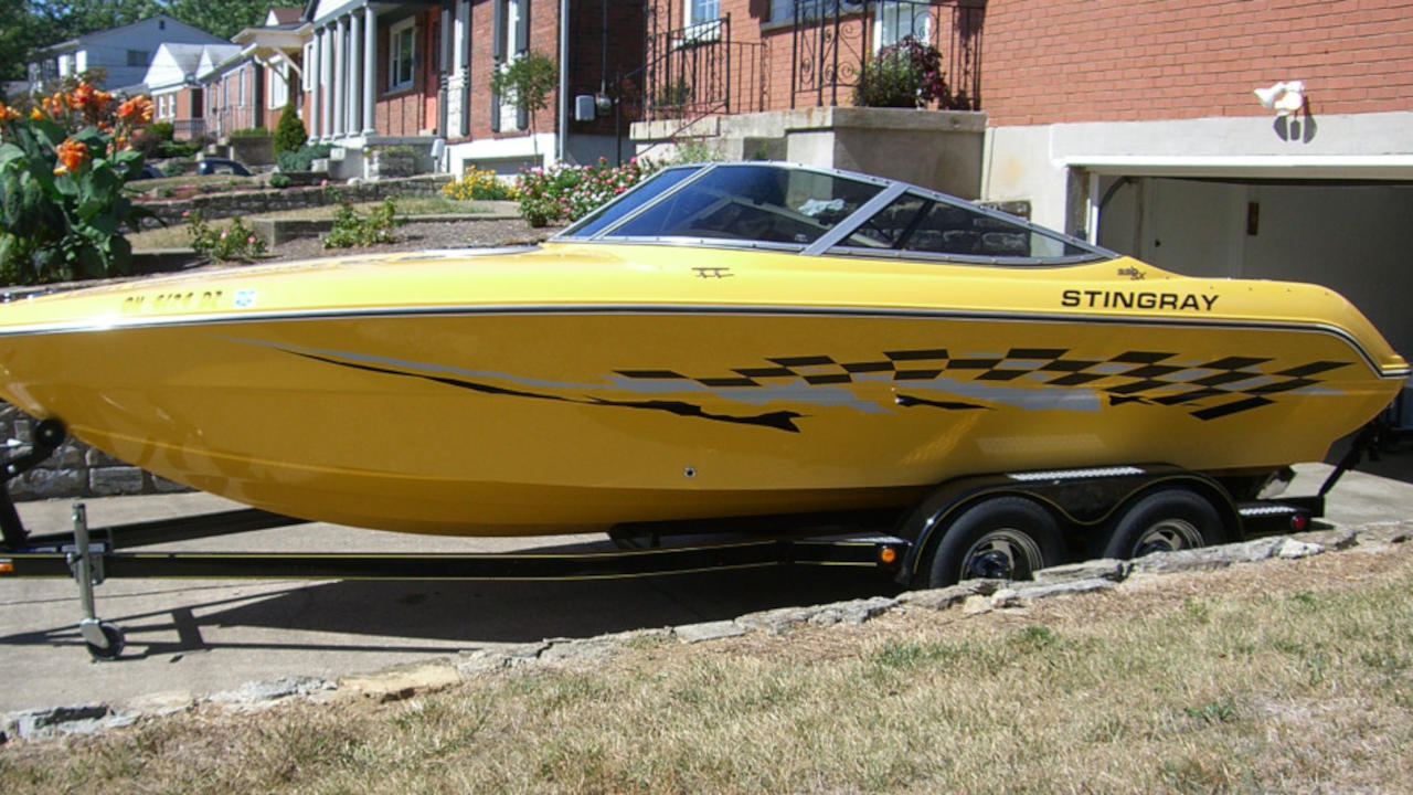 AP-DMNR-006 - Dominator Series 3 Color Vinyl Boat Graphics Kit