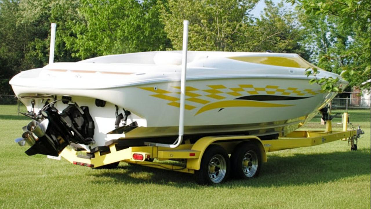 AP-DMNR-002 - Dominator Series 2 Color Vinyl Boat Graphics Kit